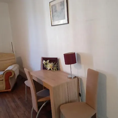 Chez Amelie, Rue Lietard 公寓 *